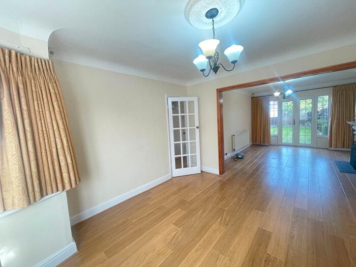 3 Bedroom Semi-Detached House To Rent In The Drive, North Harrow, Harrow, Greater London, HA2