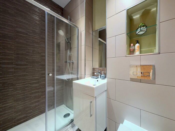2 Bedroom Apartment To Rent In Apt, Q One Residence #, LS2