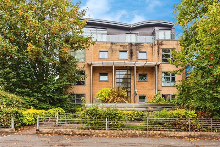 2 Bedroom Property To Rent In Wilmslow Road, Manchester, M20