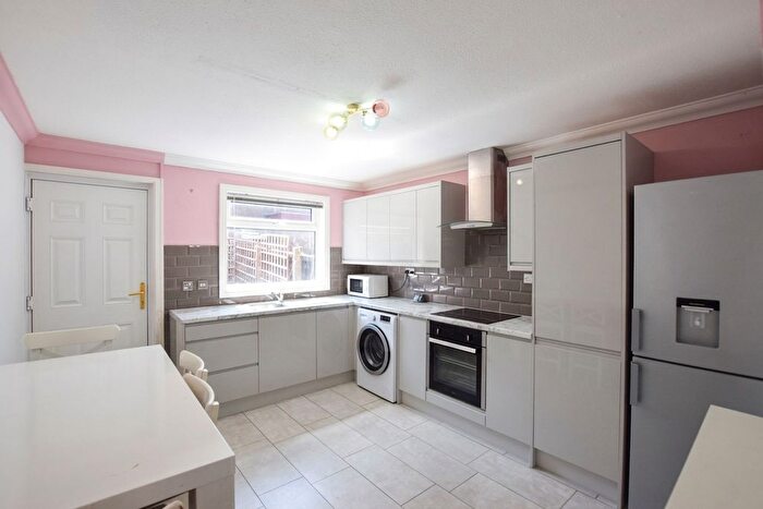 2 Bedroom Terraced House To Rent In Stainton Drive, Gateshead, NE10