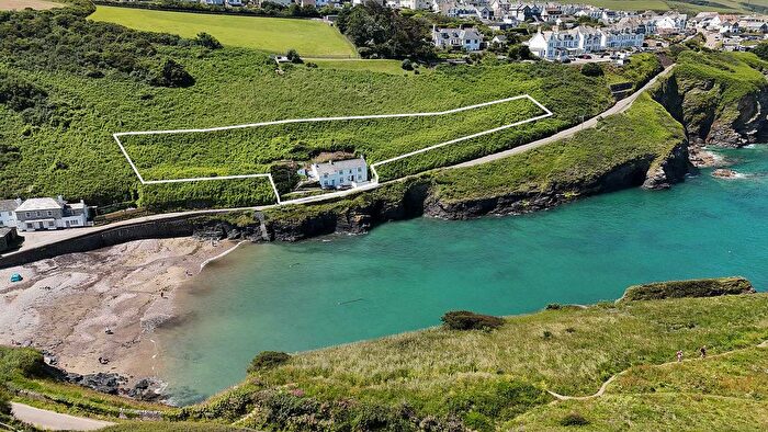 3 Bedroom Detached House For Sale In Port Gaverne Hill, Port Isaac, PL29