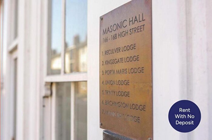 2 Bedroom Flat To Rent In High Street, Margate, Kent, CT9