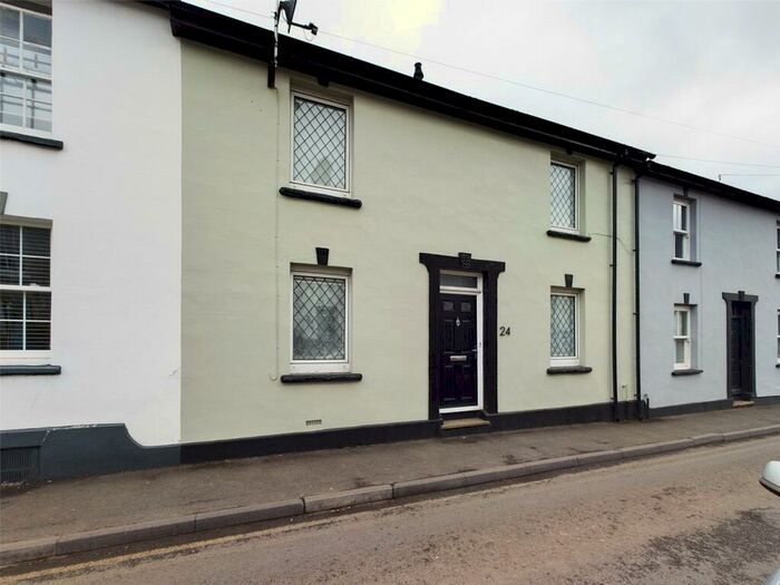 2 Bedroom Terraced House For Sale In Chapel Road, Abergavenny, Monmouthshire, NP7