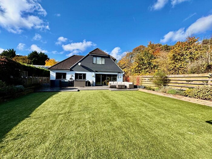 5 Bedroom Detached Bungalow For Sale In Heathvale Bridge Road, Ash Vale, GU12