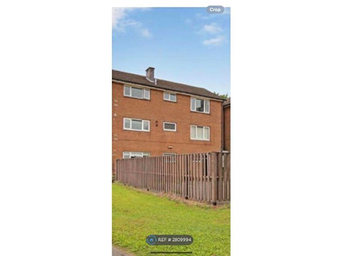 2 Bedroom Flat To Rent In Spa Lane, Sheffield, S13