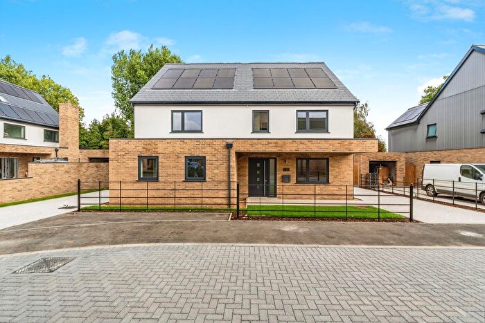 3 Bedroom Semi-Detached House For Sale In Thetford Road, Northwold, Thetford, Norfolk, IP26