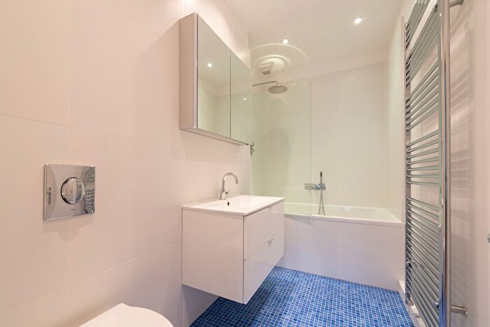 1 Bedroom Flat To Rent In Warrington Crescent, London, W9