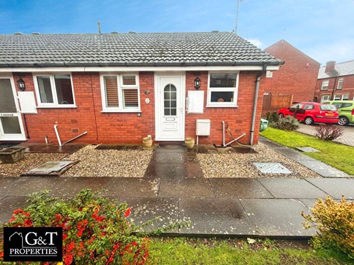 1 Bedroom Bungalow To Rent In The Parklands, Park Street, Kingswinford, DY6
