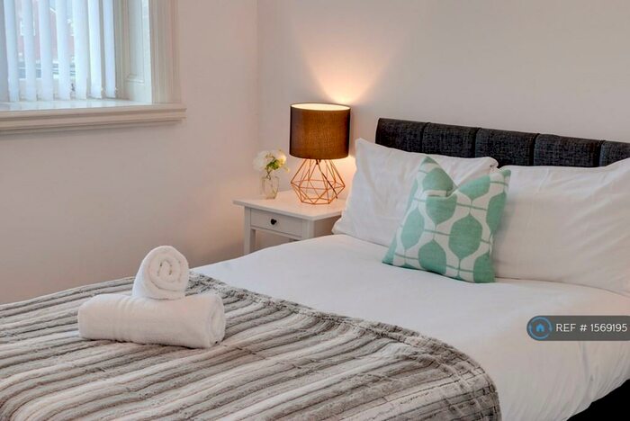 2 Bedroom Flat To Rent In The Old Bill, Liverpool, L4