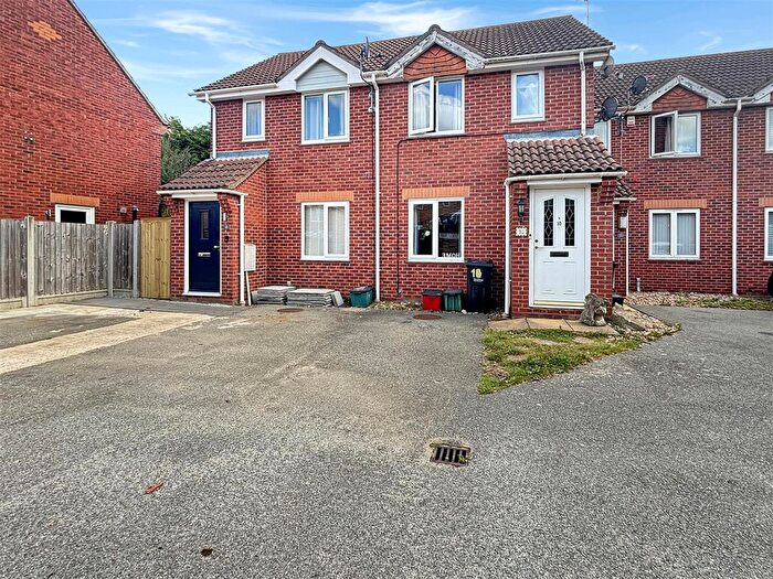 2 Bedroom Semi-Detached House To Rent In Tokely Road, Frating, CO7