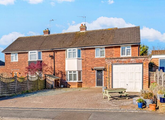 4 Bedroom Semi-Detached House For Sale In New Close, Knebworth, Hertfordshire, SG3