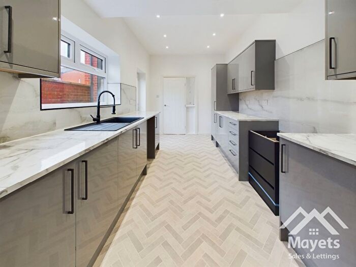 5 Bedroom Terraced House To Rent In Audley Range, Blackburn, BB1