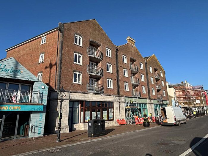 2 Bedroom Flat For Sale In Flat, Port St. James, The Quay, Poole, Dorset, BH15