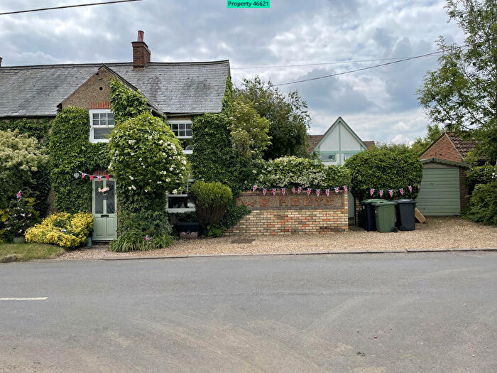 3 Bedroom Semi-Detached House For Sale In Wardhedges Road, Wardhedges, Flitton, Bedford, MK45