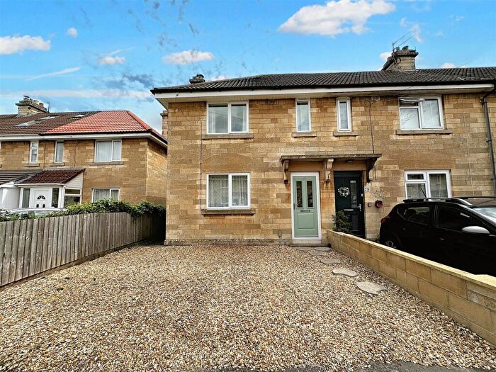 2 Bedroom End Of Terrace House For Sale In Vernham Grove, Bath, BA2