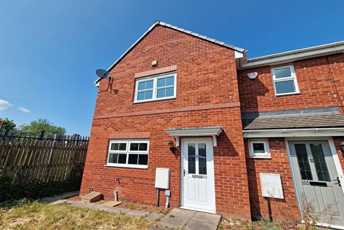 3 Bedroom Semi-Detached House To Rent In Densham Drive, Stockton-On-Tees, TS18