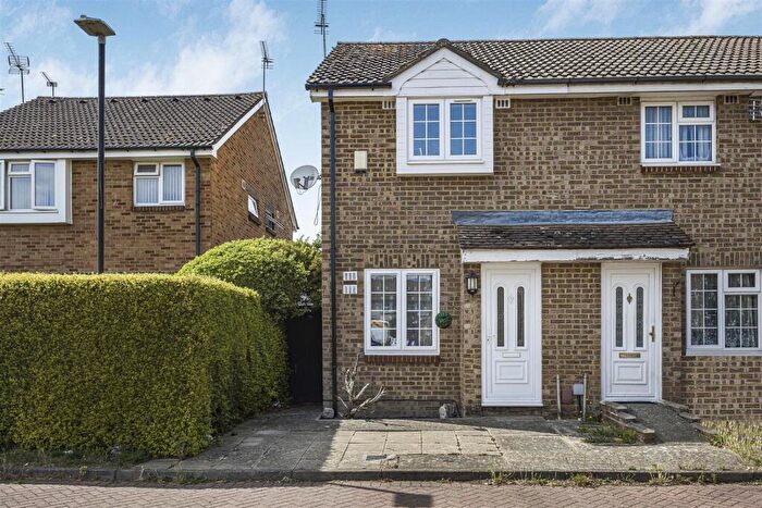 2 Bedroom End Of Terrace House For Sale In Boulters Close, Cippenham, SL1