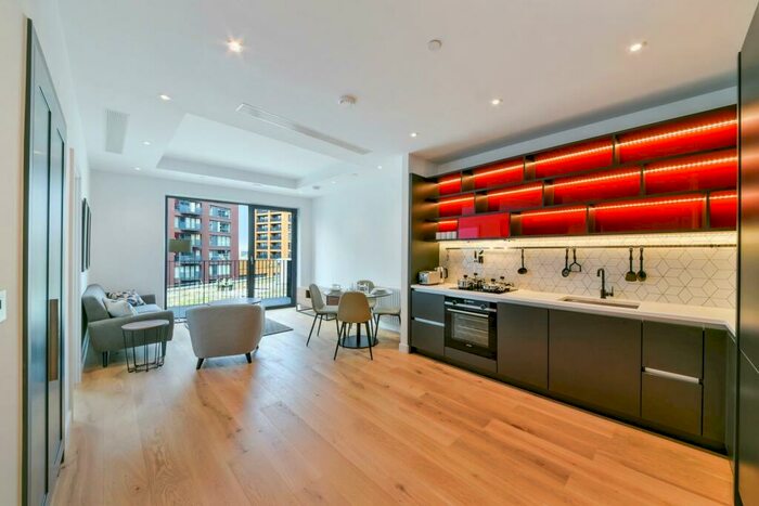 1 Bedroom Apartment To Rent In Echo House, London City Island, London, E14