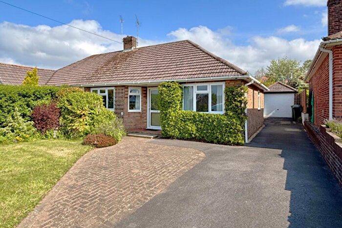2 Bedroom Semi-Detached Bungalow For Sale In Hillcrest Avenue, Chandler's Ford, Eastleigh, SO53