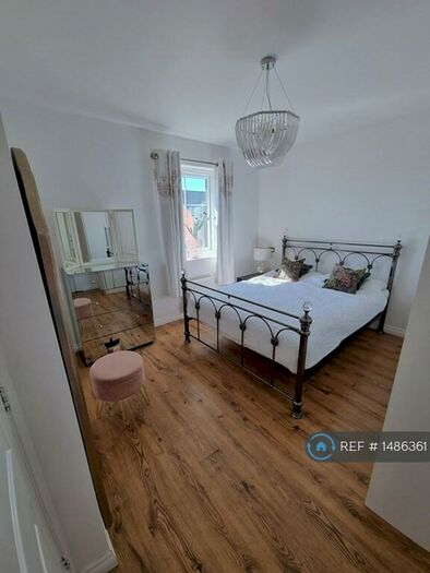 3 Bedroom Terraced House To Rent In Bromley Close, Newcastle Under Lyme, ST5