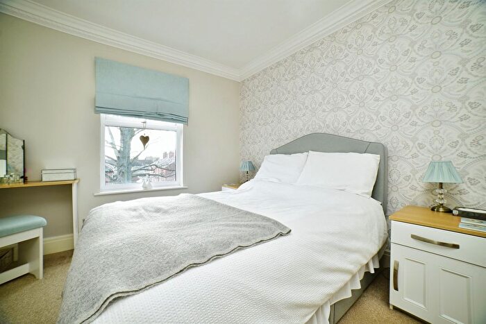 2 Bedroom Flat For Sale In Grayburn Court, Beverley, HU17