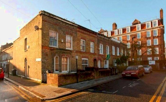 4 Bedroom Terraced House To Rent In Nursery Road, London, SW9