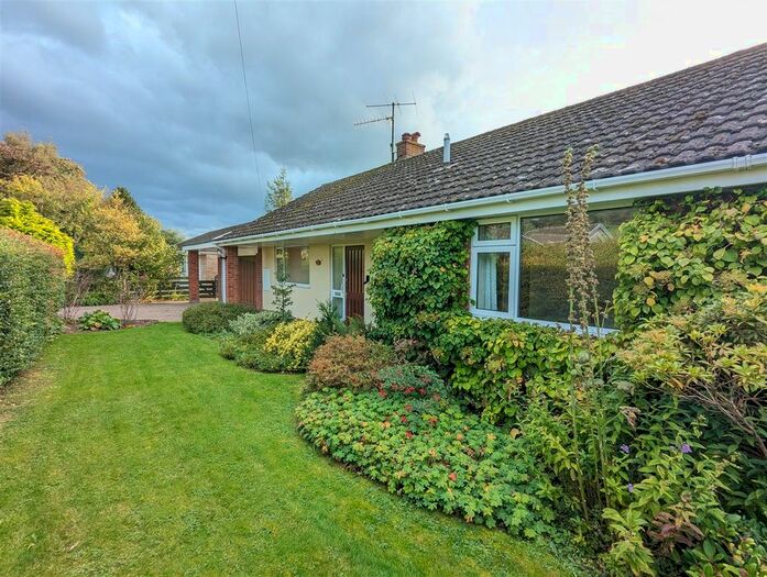 3 Bedroom Detached Bungalow For Sale In Palace Orchard Road, Peterchurch, Hereford, HR2
