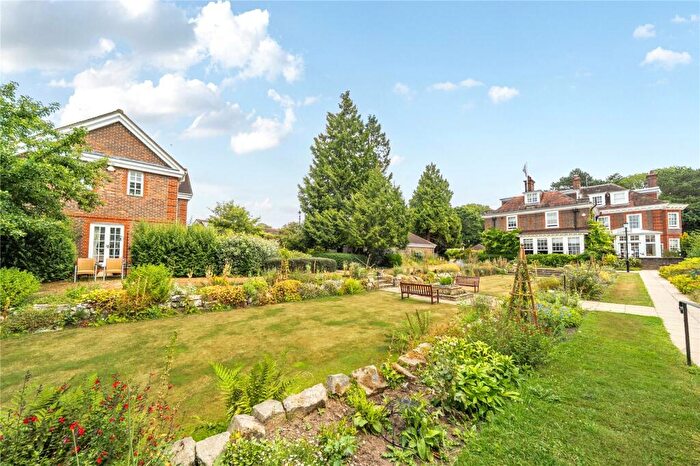 2 Bedroom Apartment To Rent In Ravens Court, Castle Village, Berkhamsted, Hertfordshire, HP4