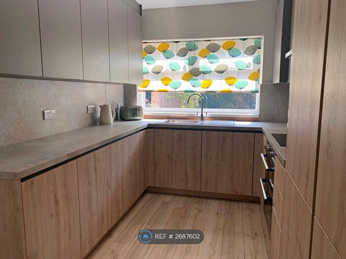 5 Bedroom Semi Detached House To Rent In Trinity Avenue Lenton, Nottingham, NG7