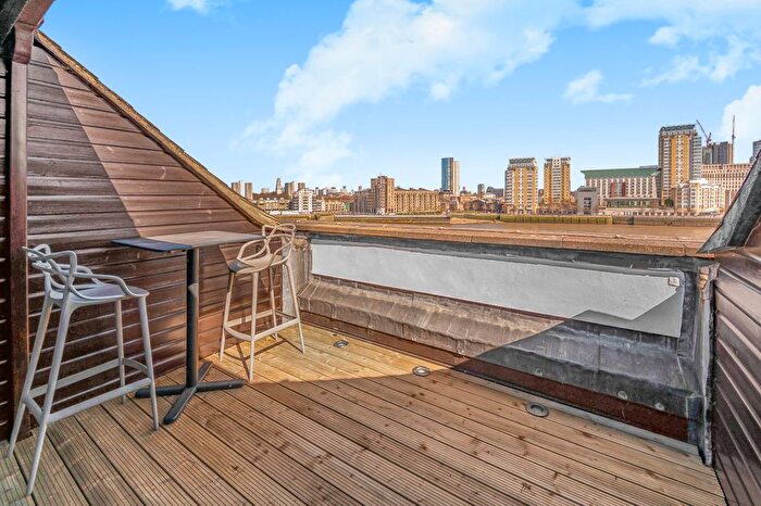 2 Bedroom Flat For Sale In Canada Wharf, Rotherhithe Street, SE16