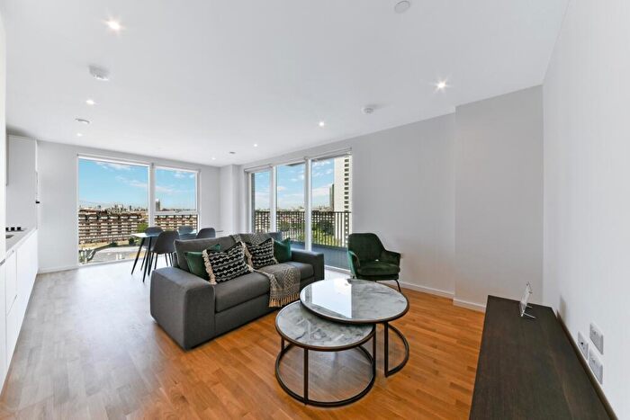 2 Bedroom Flat To Rent In Meranti Apartments, Deptford Landings, Grove Street, Deptford, SE8