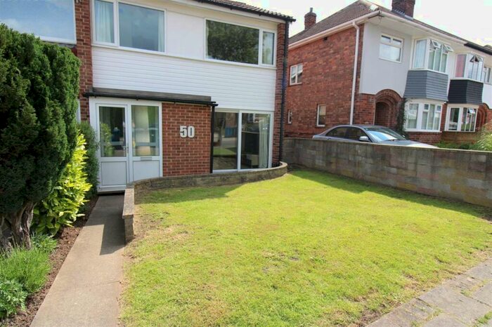 3 Bedroom Semi-Detached House To Rent In Kingswood Road, West Bridgford, Nottingham, Nottinghamshire, NG2