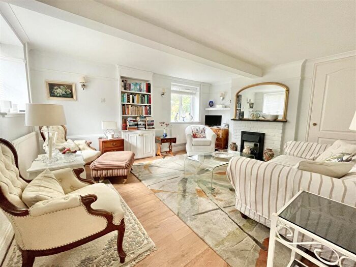 3 Bedroom Cottage For Sale In The Green, Palgrave, IP22