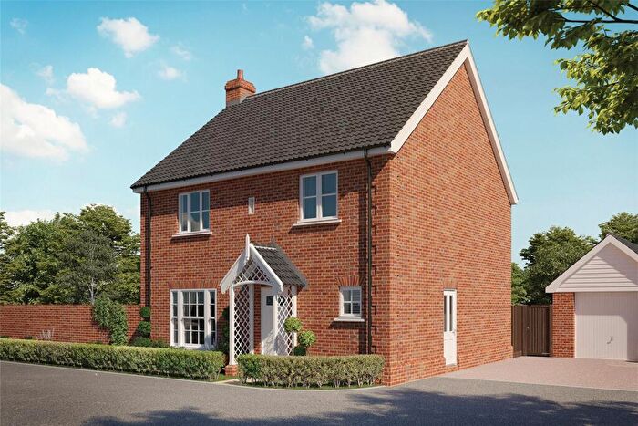4 Bedroom Detached House For Sale In Barsham Vale, London Road, Beccles, Suffolk, NR34