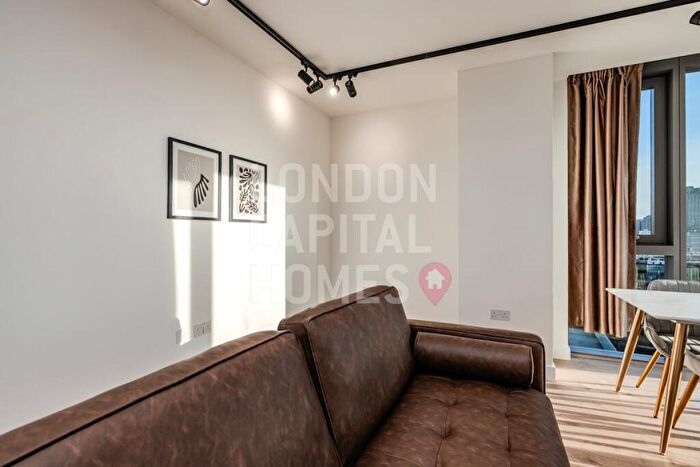2 Bedroom Apartment To Rent In Valencia Tower, Bolinder Place London, EC1V