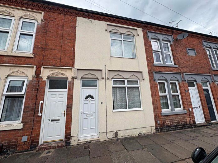 2 Bedroom Terraced House To Rent In Lord Byron Street, Leicester, LE2