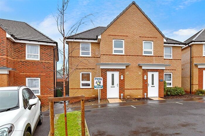 3 Bedroom Semi-detached House For Sale In Hollyhock Crescent, Newport, Isle Of Wight, PO30