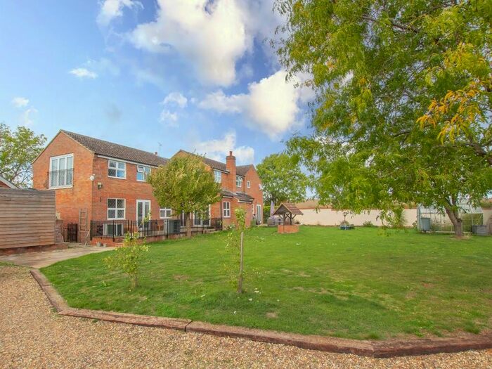 5 Bedroom Semi-Detached House To Rent In Leighton Road, Stanbridge, Leighton Buzzard, LU7