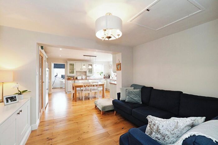 4 Bedroom Detached House For Sale In Sledgegate Lane, Matlock, DE4