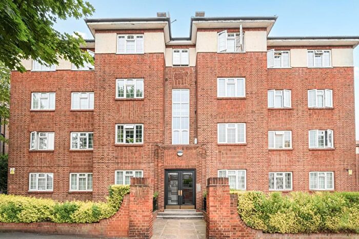 1 Bedroom Flat For Sale In Brent Street, Hendon, NW4