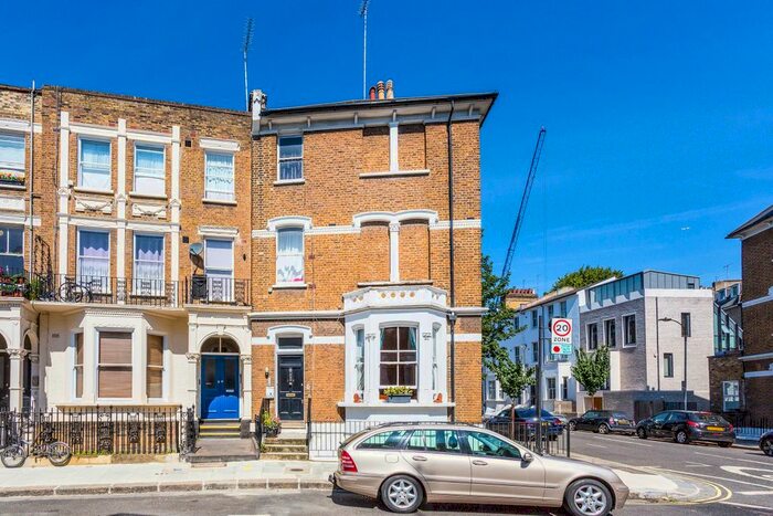 2 Bedroom Flat To Rent In Hazlitt Road, London, W14