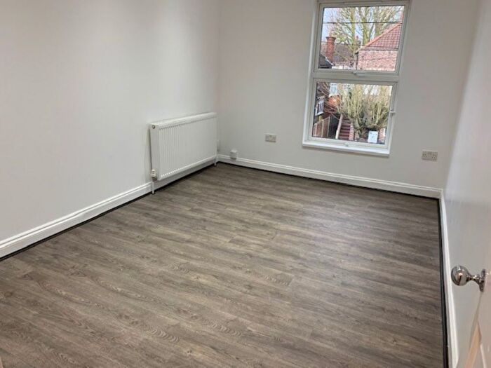 1 Bedroom Flat To Rent In Fernham Road, Thornton Heath, CR7
