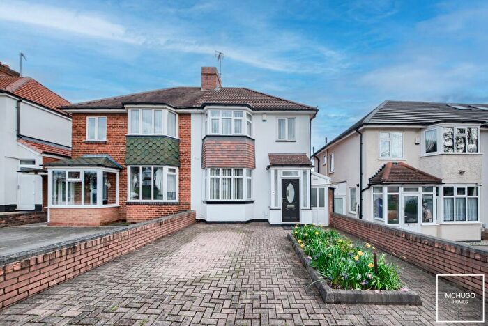 3 Bedroom Semi Detached House For Sale In Wolverhampton Road South, Quinton, B32