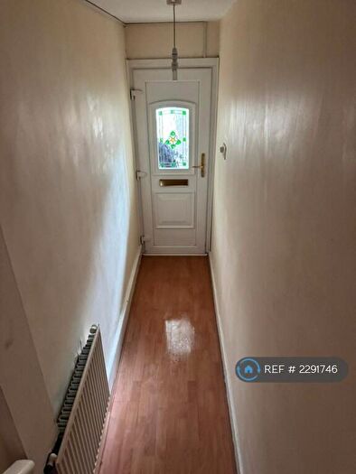 2 Bedroom Flat To Rent In Brighton Avenue, London, E17