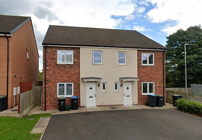 4 Bedroom Semi-Detached House To Rent In Majolica Mews, DH6