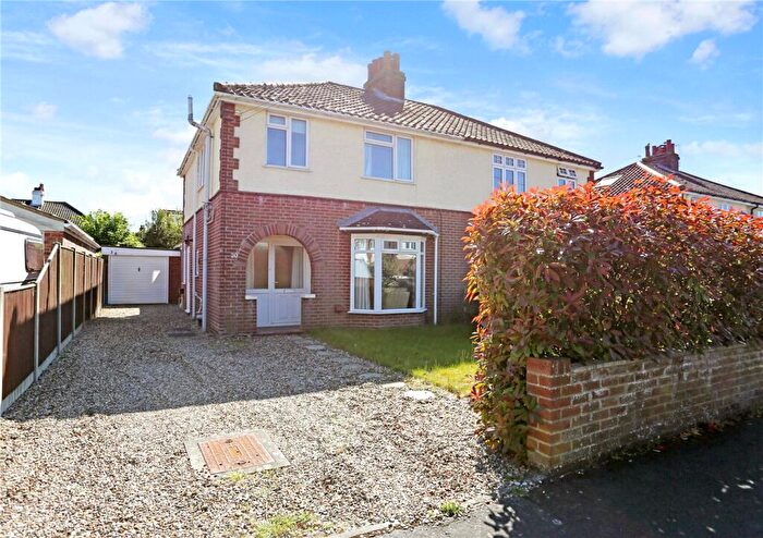 3 Bedroom Semi-Detached House For Sale In Aurania Avenue, Norwich, Norfolk, NR1