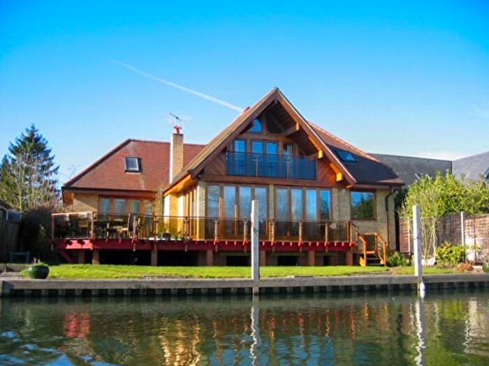 4 Bedroom Detached House For Sale In Riverside, Staines, TW18