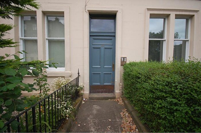 1 Bedroom Flat To Rent In Brunton Gardens, Montgomery Street, Edinburgh, EH7