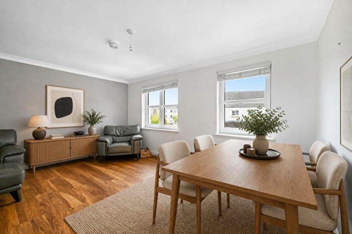 2 Bedroom Flat For Sale In D, Thorny Crook Gardens, Dalkeith, EH22