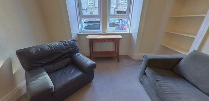 3 Bedroom Flat To Rent In Drum Terrace, Easter Road, Edinburgh, EH7